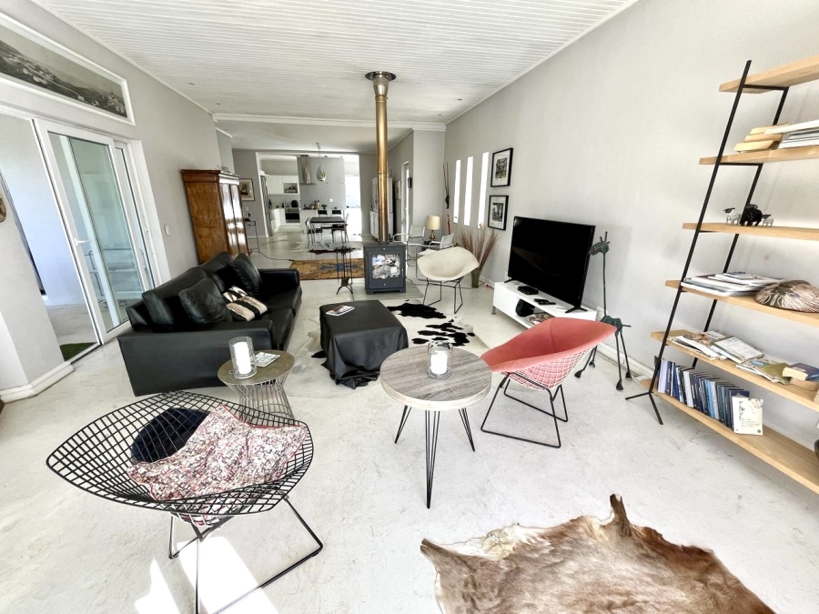 To Let 3 Bedroom Property for Rent in Riebeek Kasteel Western Cape